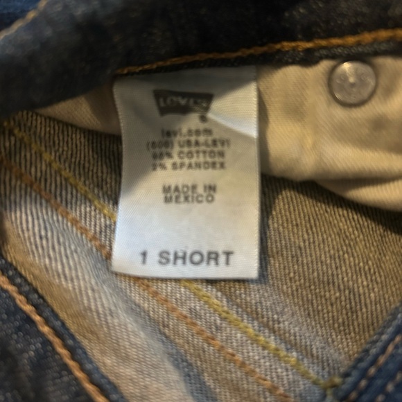 NWT Levi’s Women’s skinny jeans. Size 1 Short. - Picture 4 of 4